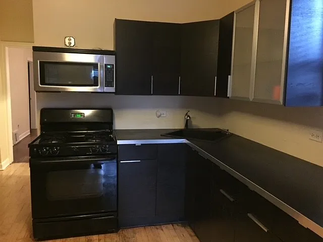 1820 N Albany Ave #1 — Photo 1