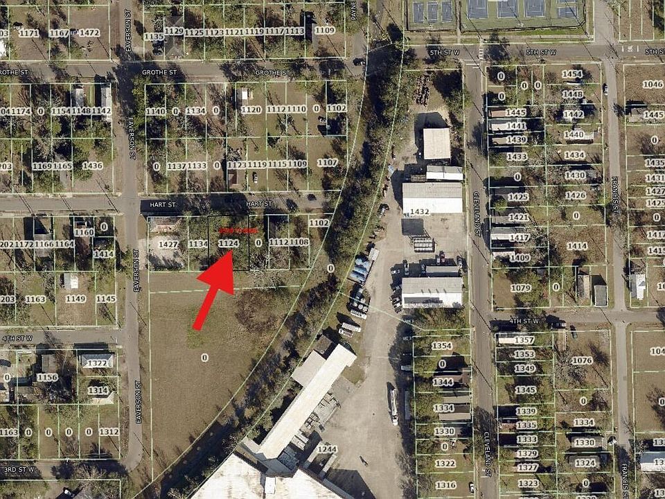 2nd image of 1124 HART Street