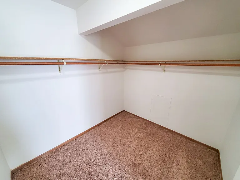 Orchard Village Apartments — Photo 158