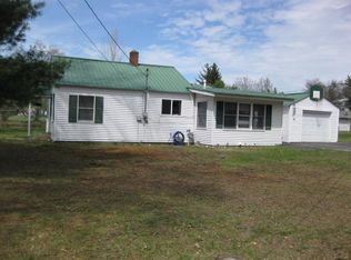 120 Pinecrest Dr, Roscommon, MI 48653