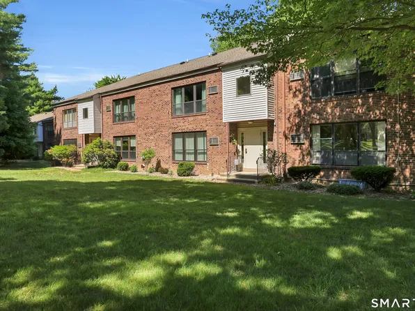 4 Wellington Drive #4, Farmington, CT 06032