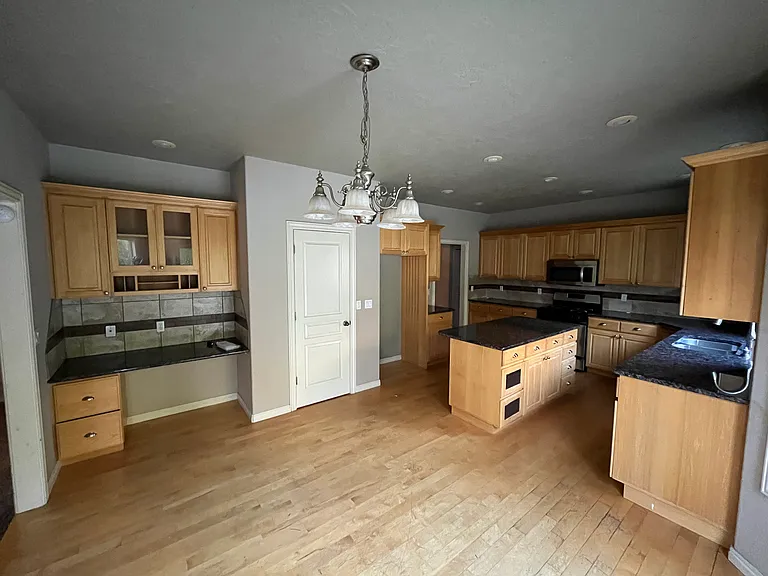 6120 N Heathrow Way — Photo 7
