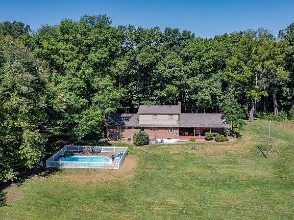 5th image of 587 Bunker Hill Mill Rd