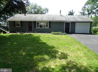 35 5th Ave, Fayetteville, PA 17222