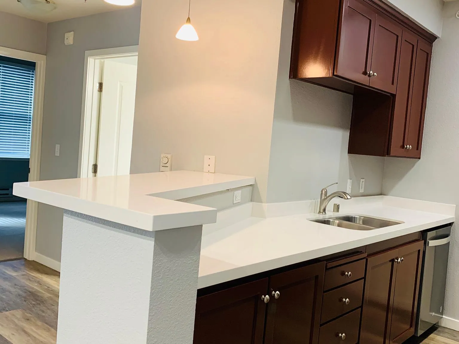 Buckingham Place Apartments — Photo 2