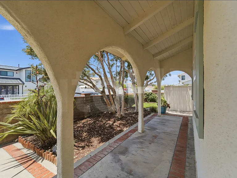 1220 Mandalay Beach Rd — Photo 8