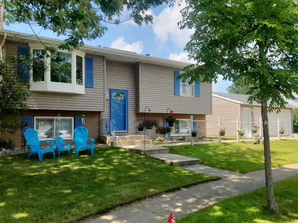 4315 Cimarron Ct NW, Rochester, MN 55901