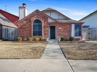 2122 Westmore Dr, Moore, OK 73170