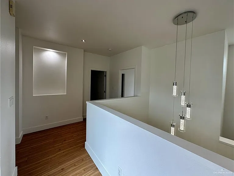 2312 S 43rd St — Photo 15