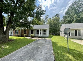 2103 Rolling Ridge Dr, Midway Park, NC 28544