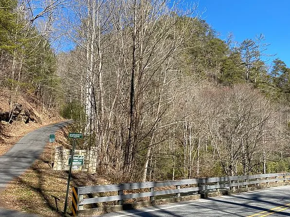 Mountainside Dr, Bryson City, NC 28713