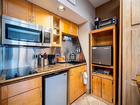5th image of 71 Needles Way #545