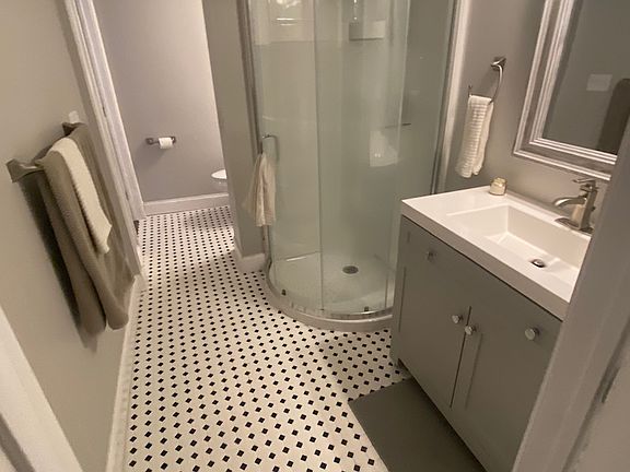 4th image of 9530 Park Ln