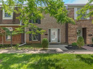 2106 Wellington Ct, Fairborn, OH 45324