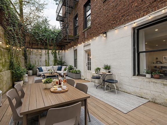 3rd image of 421 W 21st St #G