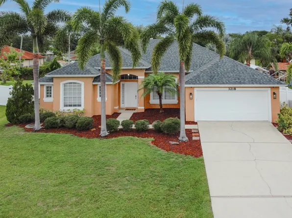 3218 SW Crumpacker Street, Port St Lucie, FL 34953