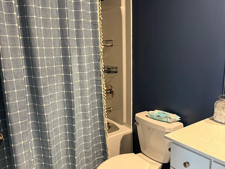 English Oak Dr — Photo 43