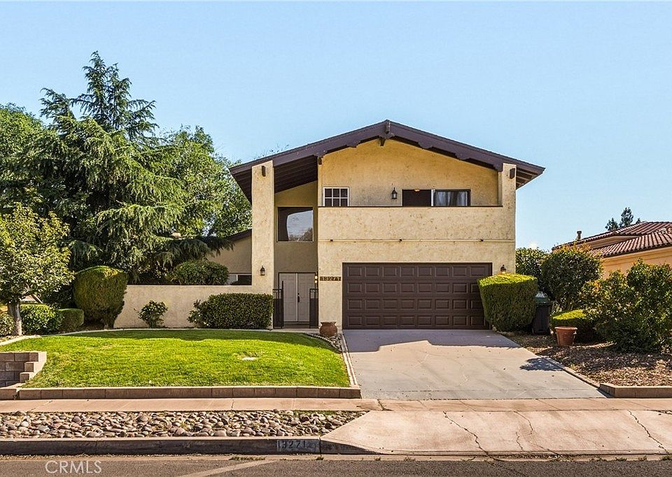 1st image of 13271 Country Club Dr