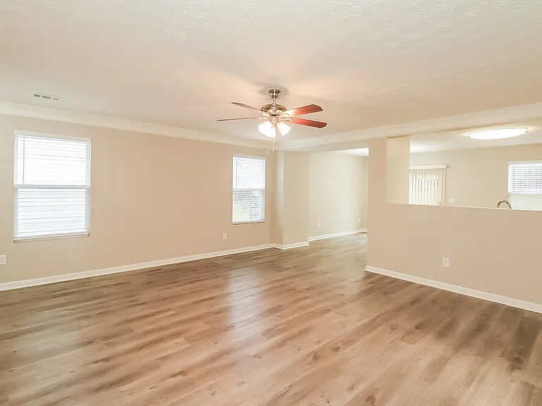 5616 Sable Way — Photo 5