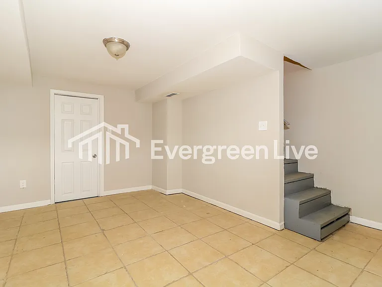 3646 Lyndale Ave — Photo 14