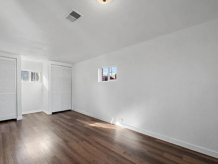 3500 E 30th Ave — Photo 17
