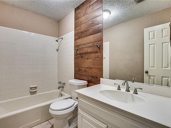 4th image of 1421 Cumberland Trl