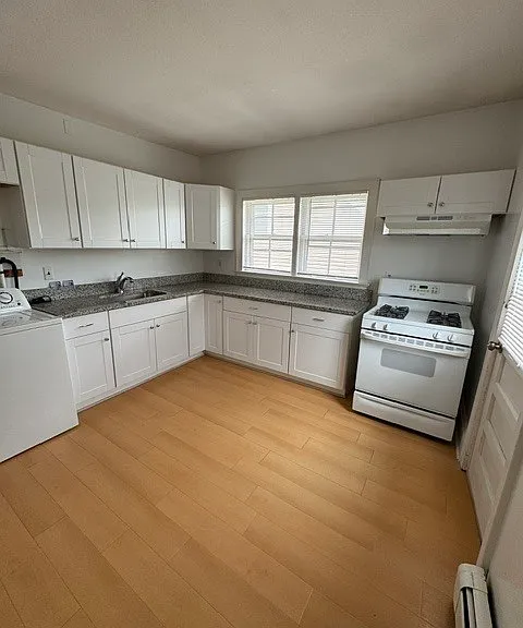 265 East Ave #3 — Photo 3