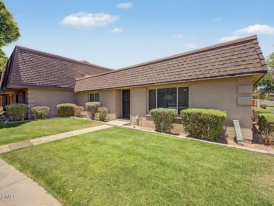 1st image of 1733 E ELLIS Drive
