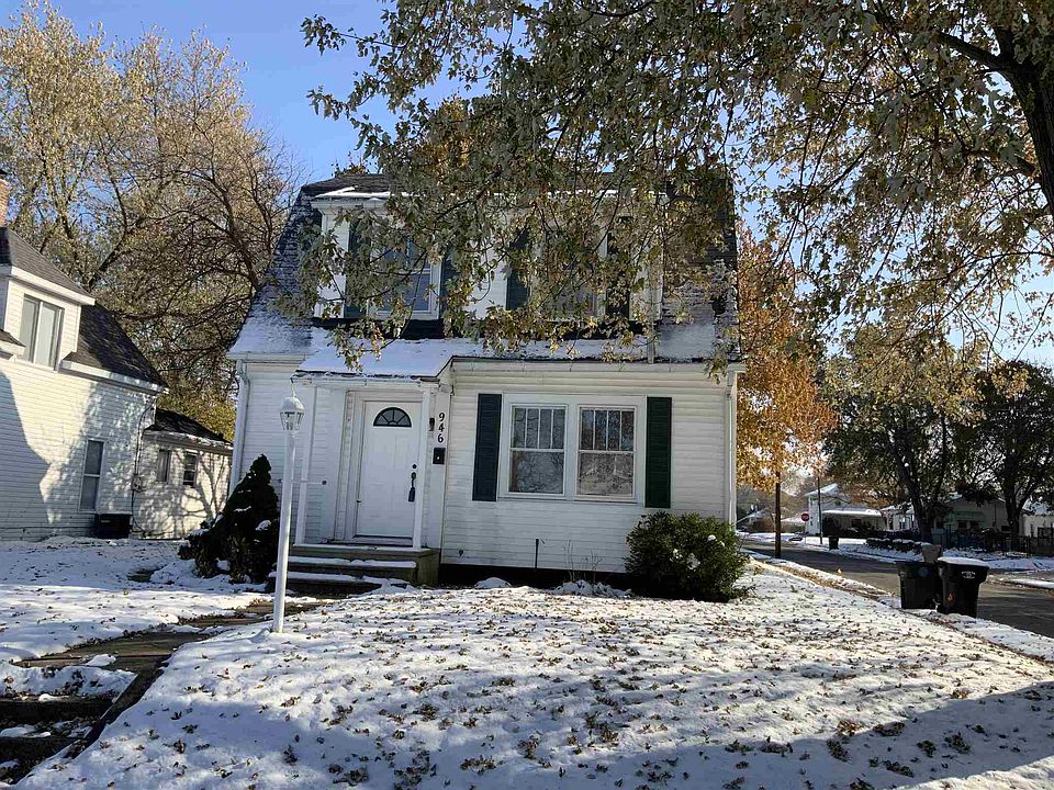 1st image of 946 S 32nd St