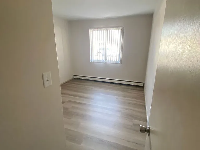 1674 Shawano Ave — Photo 19