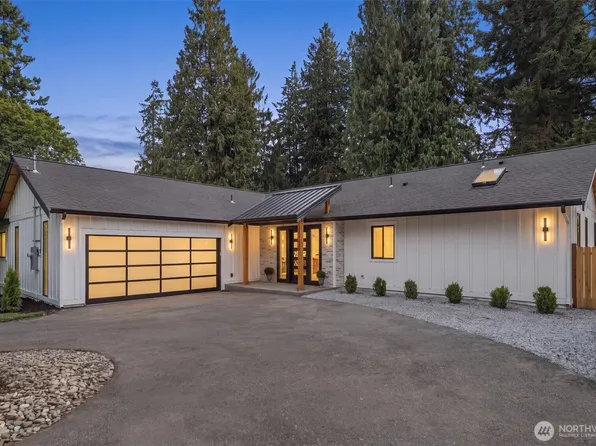 15729 Larch Way, Lynnwood, WA 98087