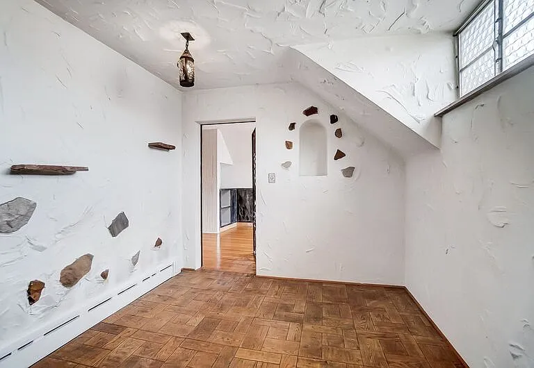 2881 Observatory Ave #2 — Photo 57