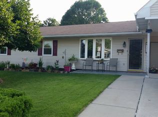 1230 Echo Dr, Whitehall, PA 18052