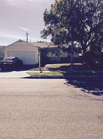 1st image of 9563 Dorrington Ave