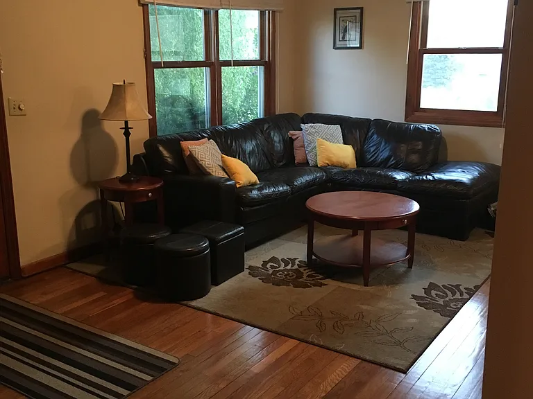 S Fair Oaks Ave — Photo 4