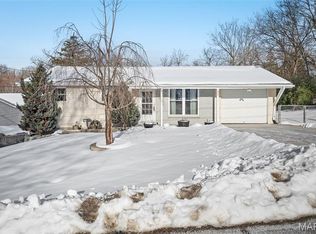 1975 Ridgeway Dr, Arnold, MO 63010