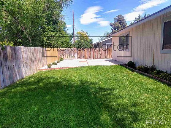 3rd image of 2270 Meadowbrook Ln