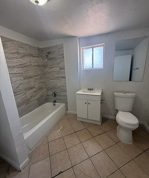 5144 S 11th Ave — Photo 8