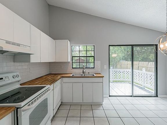 5th image of 1906 W Kirby St
