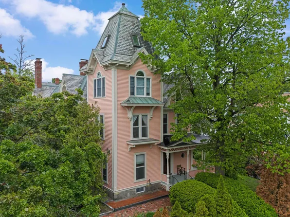 270 Orange Street #2, Manchester, NH 03104