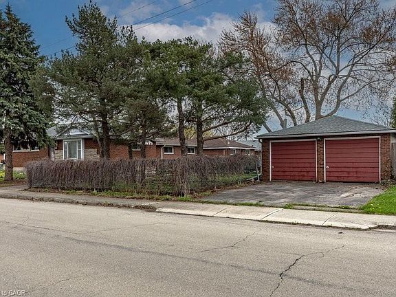 5th image of 14 Callie Rd