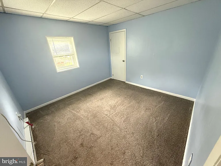 184 S Roland St — Photo 2