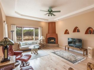 66 Vallecito Rd, Santa Fe, NM 87506