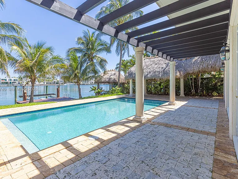 425 N Shore Dr — Photo 28