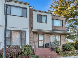 21 Vanderbilt Way #21, Valley Stream, NY 11581