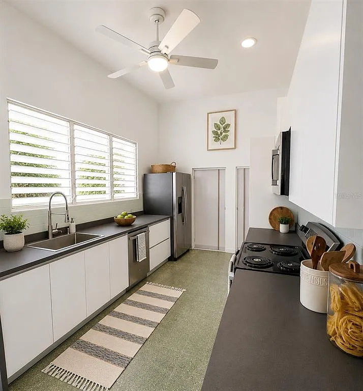 3 bed, 2.0 bath, $3,400 — Photo 3