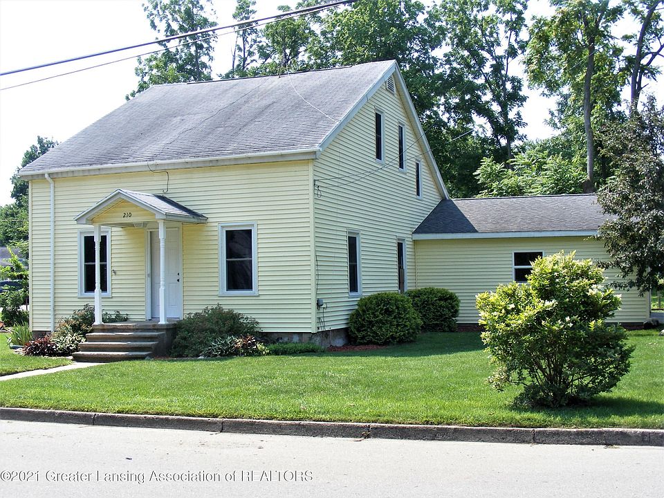 1st image of 210 E Plain St