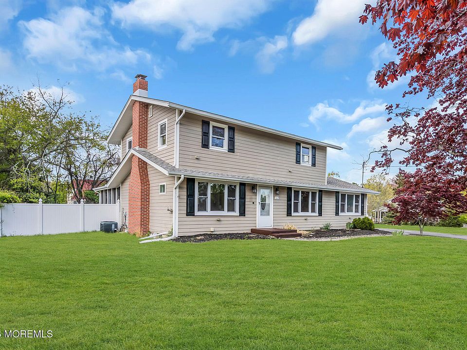 1st image of 107 Mathis Drive