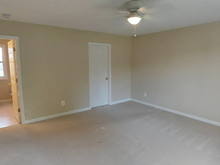 5001 Old Bartholows Rd — Photo 11