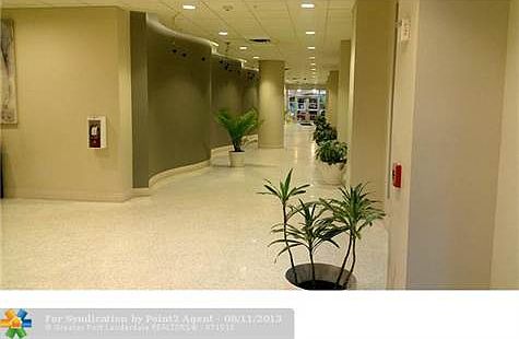 3rd image of 4001 S Ocean Dr APT 10C